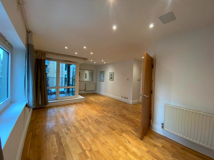 2 Bedroom Flat To Rent In Warren House, Beckford Closem Kensington, W14