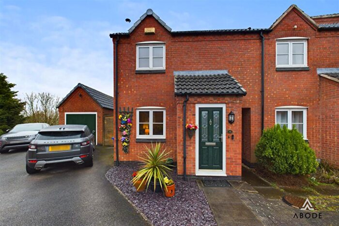 2 Bedroom Semi-Detached House For Sale In Lark Rise, Uttoxeter, Staffordshire, ST14
