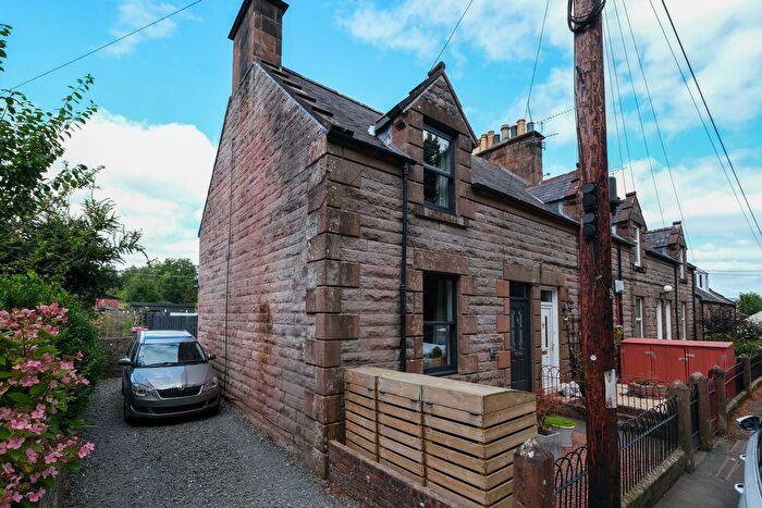 2 Bedroom End Terrace House For Sale In Briarbush, Thornhill, DG3