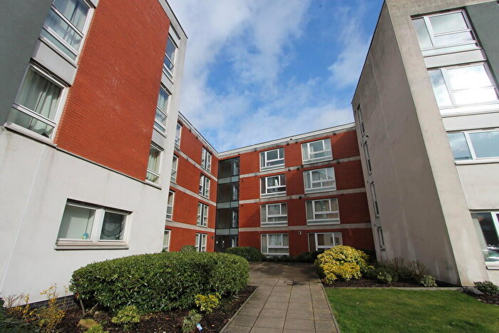 2 Bedroom Flat To Rent In Hanson Park, Dennistoun, G31