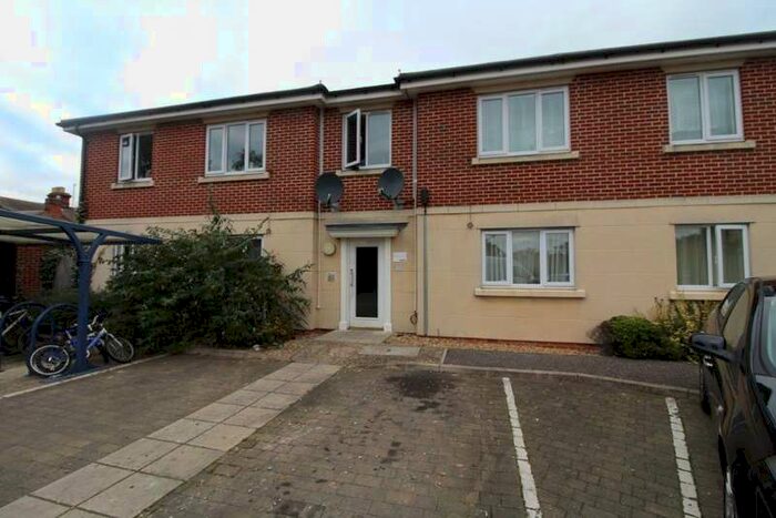 2 Bedroom Apartment To Rent In Firmin Close Ipswich, IP1