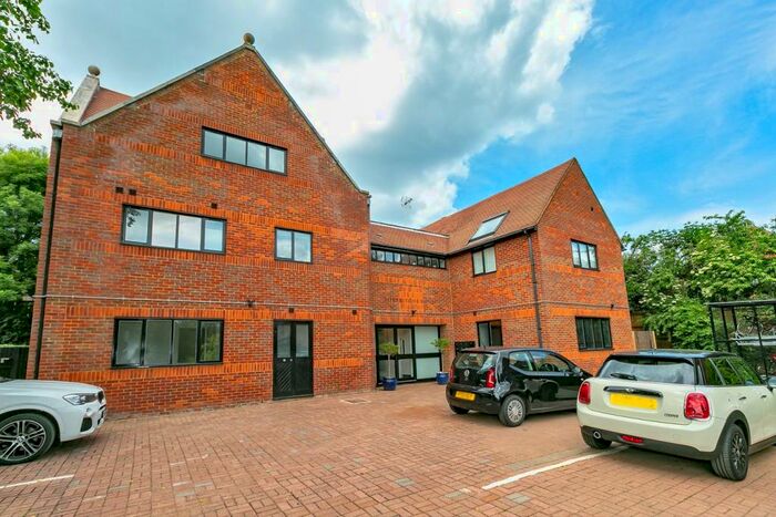 2 Bedroom Apartment To Rent In Newport Road, Woolstone, Milton Keynes, MK10