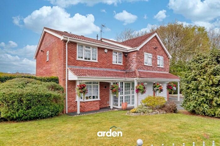 6 Bedroom Detached House For Sale In Peterbrook Close, Redditch, B98