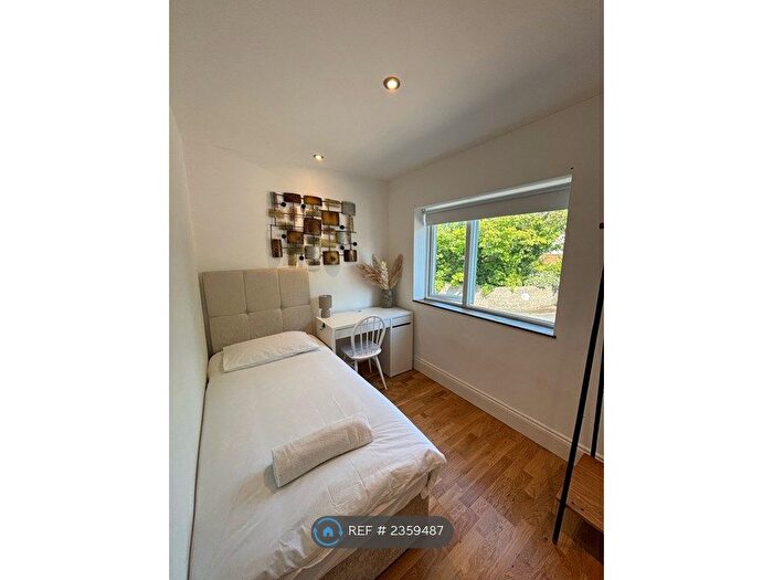 5 Bedroom Detached House To Rent In Bevendean Road, Brighton, BN2