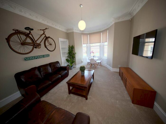 1 Bedroom Flat To Rent In Bellefield Avenue, Dundee, DD1