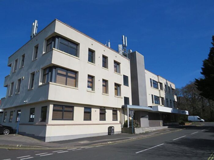 1 Bedroom Flat To Rent In Silvester Road, Waterlooville, PO8