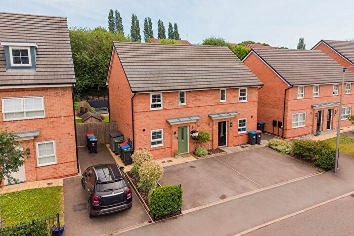 3 Bedroom Semi-Detached House For Sale In Violet Grove, Northwich, CW8