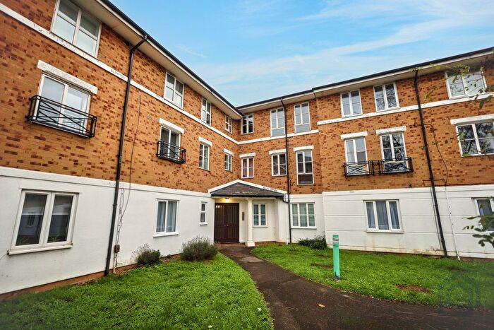 2 Bedroom Flat For Sale In Flat, Springfield Court, Forsythia Close, Ilford, Essex, IG1