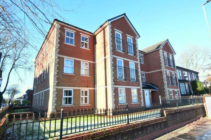 2 Bedroom Apartment To Rent In Walmersley Road, Bury, BL9