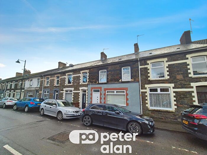 1 Bedroom Flat To Rent In Commercial Street, Risca, Newport, NP11
