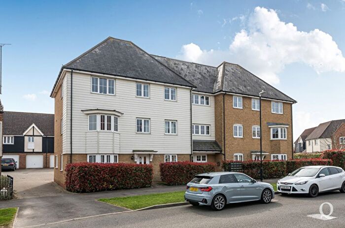 2 Bedroom Flat For Sale In Crossways, Sittingbourne, Kent, ME10