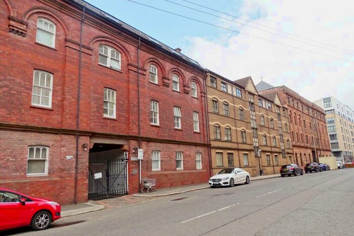 1 Bedroom Flat To Rent In Bed Furnished @ The Stables, Bell St, G4
