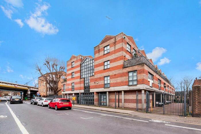 Studio To Rent In Bruges Place, Camden, NW1