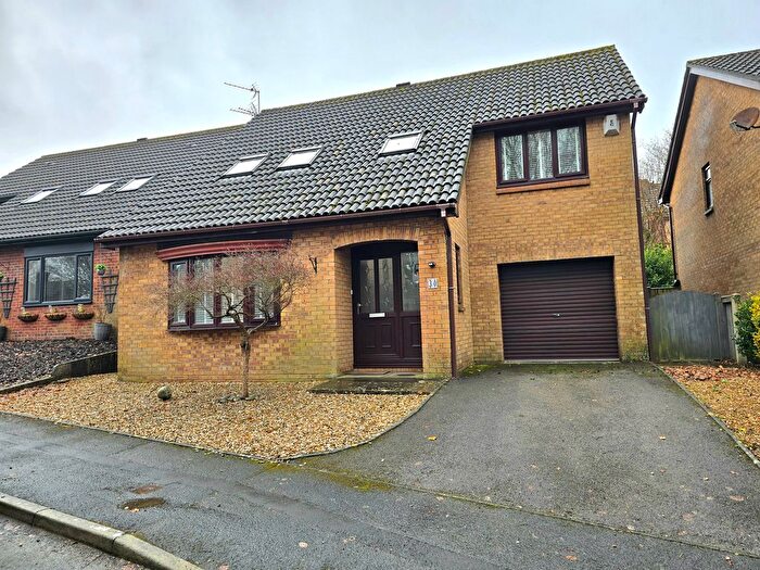 4 Bedroom Detached House For Sale In Honeysuckle Way, Brackla, CF31