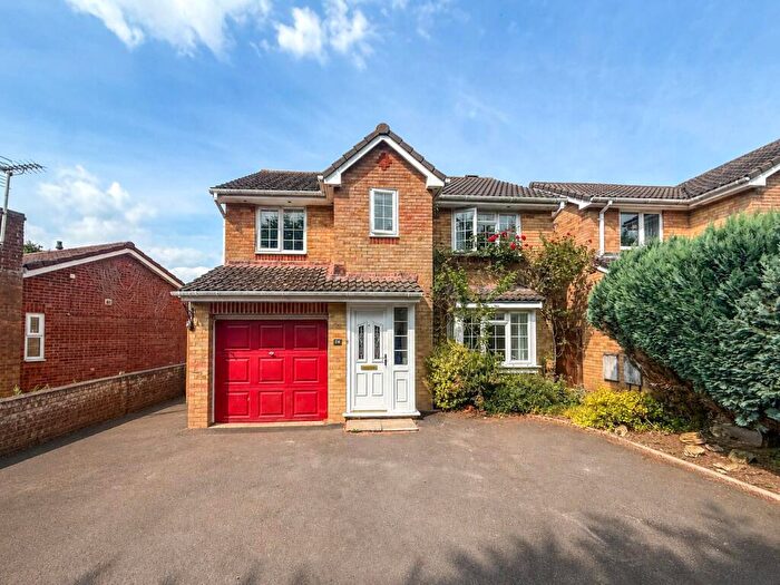 4 Bedroom Detached House For Sale In Pipers Drive, Christchurch, Dorset, BH23
