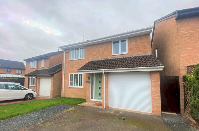 4 Bedroom Detached House To Rent In King Henry Drive, Grange Park, Swindon, SN5