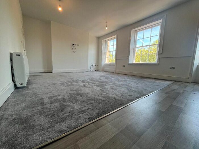 2 Bedroom Apartment To Rent In Hamilton Square, Birkenhead, Wirral, Merseyside, CH41