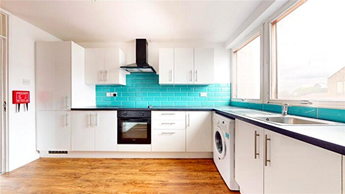 4 Bedroom Apartment To Rent In Upper Bloomfield Road, BA2