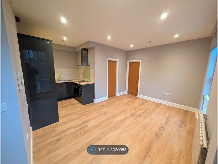 1 Bedroom Flat To Rent In Wedgewood Street, Aylesbury, HP19