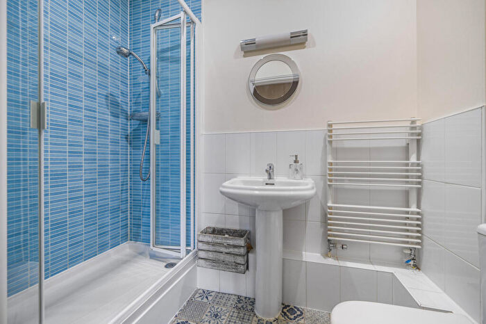 2 Bedroom Apartment To Rent In Kings Road, Reading, Berkshire, RG1