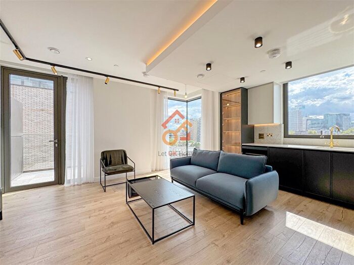 2 Bedroom Flat To Rent In Vermont House, Dingley Road, London, EC1V