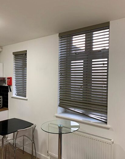 Studio To Rent In Burnside Road, Dagenham, London, RM8