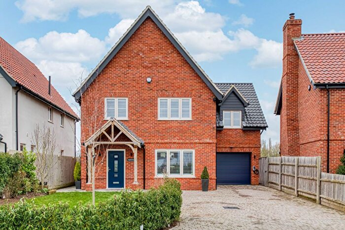4 Bedroom Detached House For Sale In High Road, Bressingham, IP22