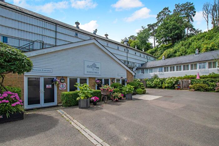 2 Bedroom End Of Terrace House For Sale In Hayle Mill Road, Maidstone, ME15