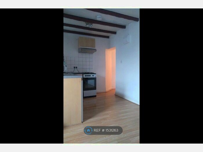 Studio To Rent In Ashgate Road, Chesterfield, S40