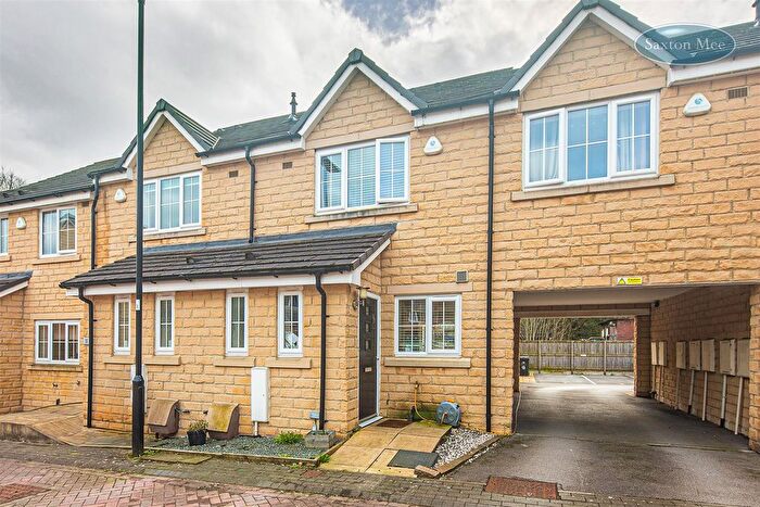 2 Bedroom Town House For Sale In Brooke Close, Deepcar, Sheffield, S36