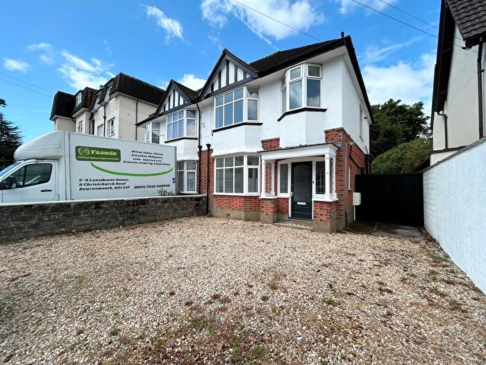 4 Bedroom Semi-Detached House To Rent In Annerley Road, Bournemouth, BH1