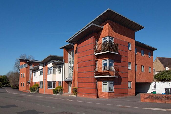 1 Bedroom Flat For Sale In Manhattan Apartments, Yeovil, BA20
