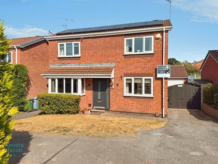 3 Bedroom Detached House For Sale In Farm Grove, Worksop, S81