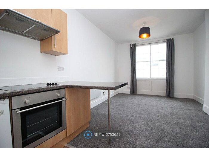 Studio To Rent In Cambray Place, Cheltenham, GL50