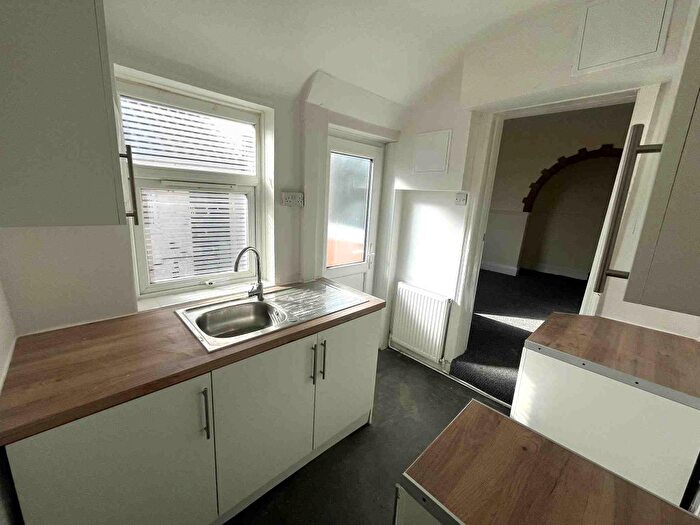 3 Bedroom Terraced House To Rent In Station Road, Shirebrook, Mansfield, NG20