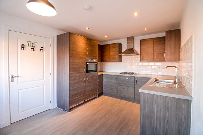 3 Bedroom Terraced House To Rent In Stockbridge Way, Wakefield, WF1