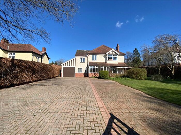 5 Bedroom Detached House For Sale In Apperley Road, Stocksfield, Northumberland, NE43