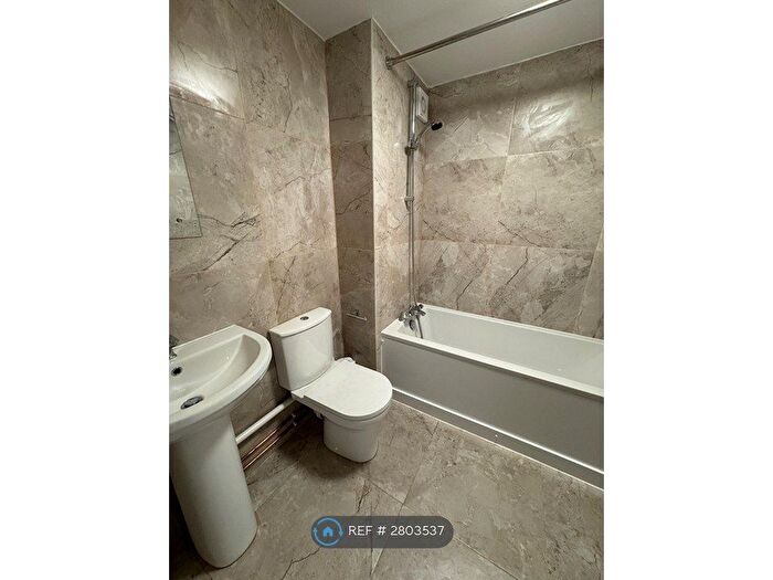 1 Bedroom Flat To Rent In Campbell Gordon Way, London, NW2