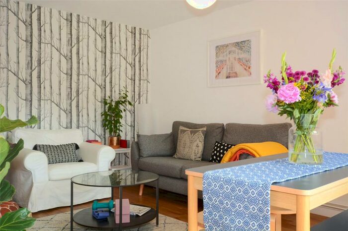 2 Bedroom Apartment To Rent In The Cedars, Banbury Road, London, E9