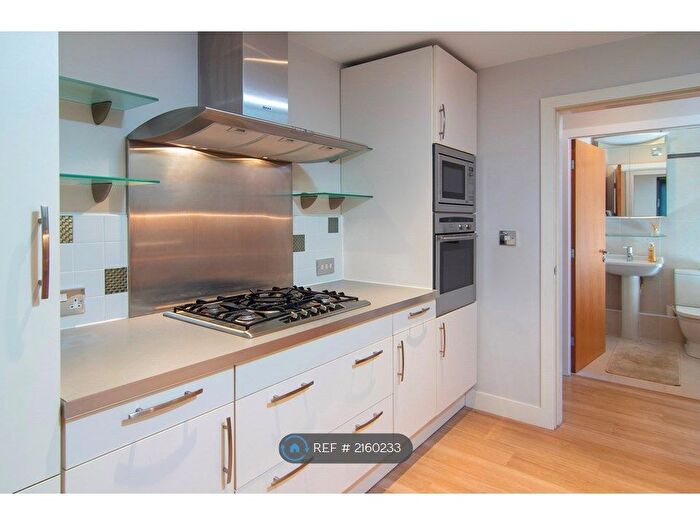 2 Bedroom Flat To Rent In Fairlawn Road, Lytham, Lytham St. Annes, FY8