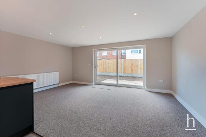 2 Bedroom Detached Bungalow To Rent In Milner Cop, Wirral, CH60