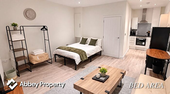 1 Bedroom Studio To Rent In Farley Hill, The Compasses, LU1