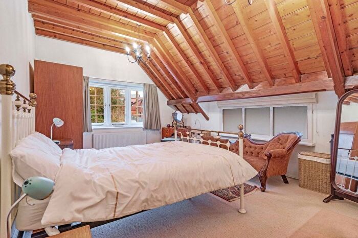 4 Bedroom Country House For Sale In Town Hill, Lamberhurst, East Sussex, TN3 - Photo 13