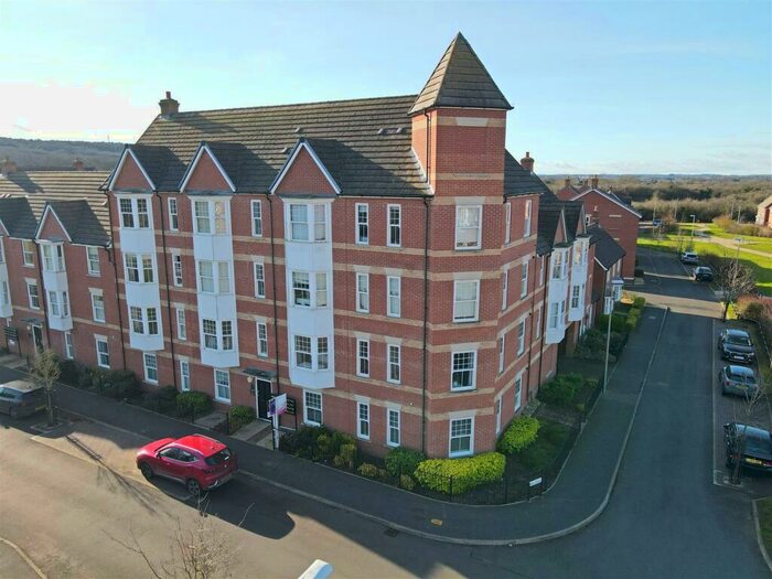 2 Bedroom Flat To Rent In Kiln Drive, Woburn Sands, Milton Keynes, MK17