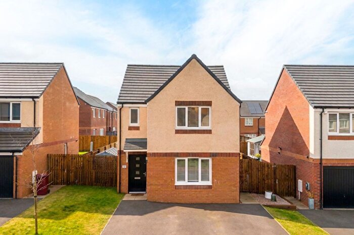 3 Bedroom Detached House For Sale In Kingspark Gardens, Dundee, DD3