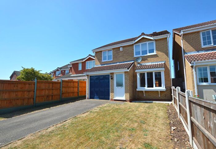 3 Bedroom House To Rent In Scarning, NR19