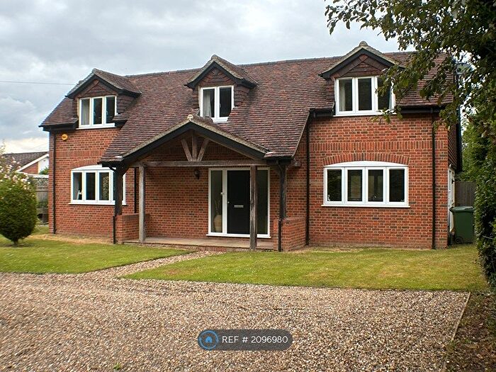 4 Bedroom Detached House To Rent In Binfield Heath, Henley-On-Thames, RG9