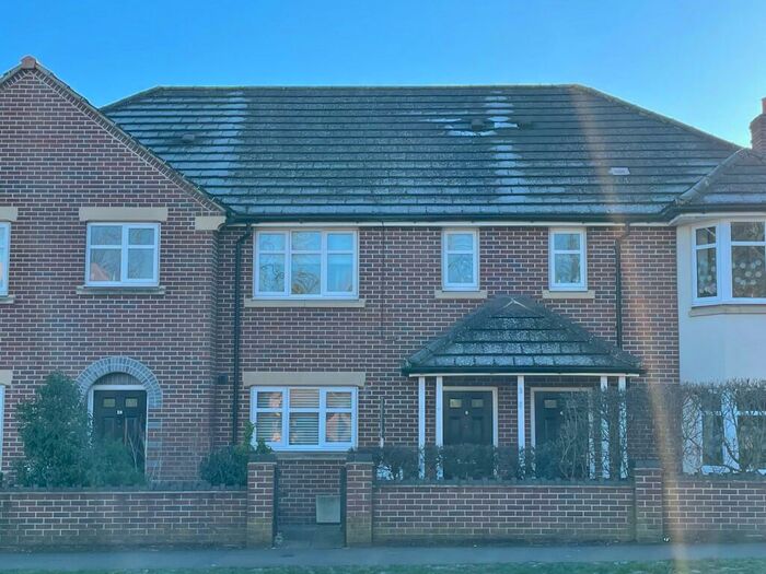 2 Bedroom Terraced House To Rent In St. Marys Road, Kettering, NN15