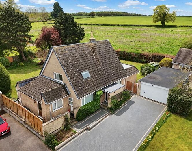 5 Bedroom Detached House For Sale In Evergreen Drive, Little Addington, Kettering, NN14