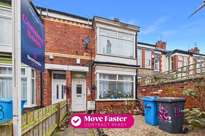 3 Bedroom End Terrace House For Sale In Rosedene Villas, Raglan Street, Hull, HU5